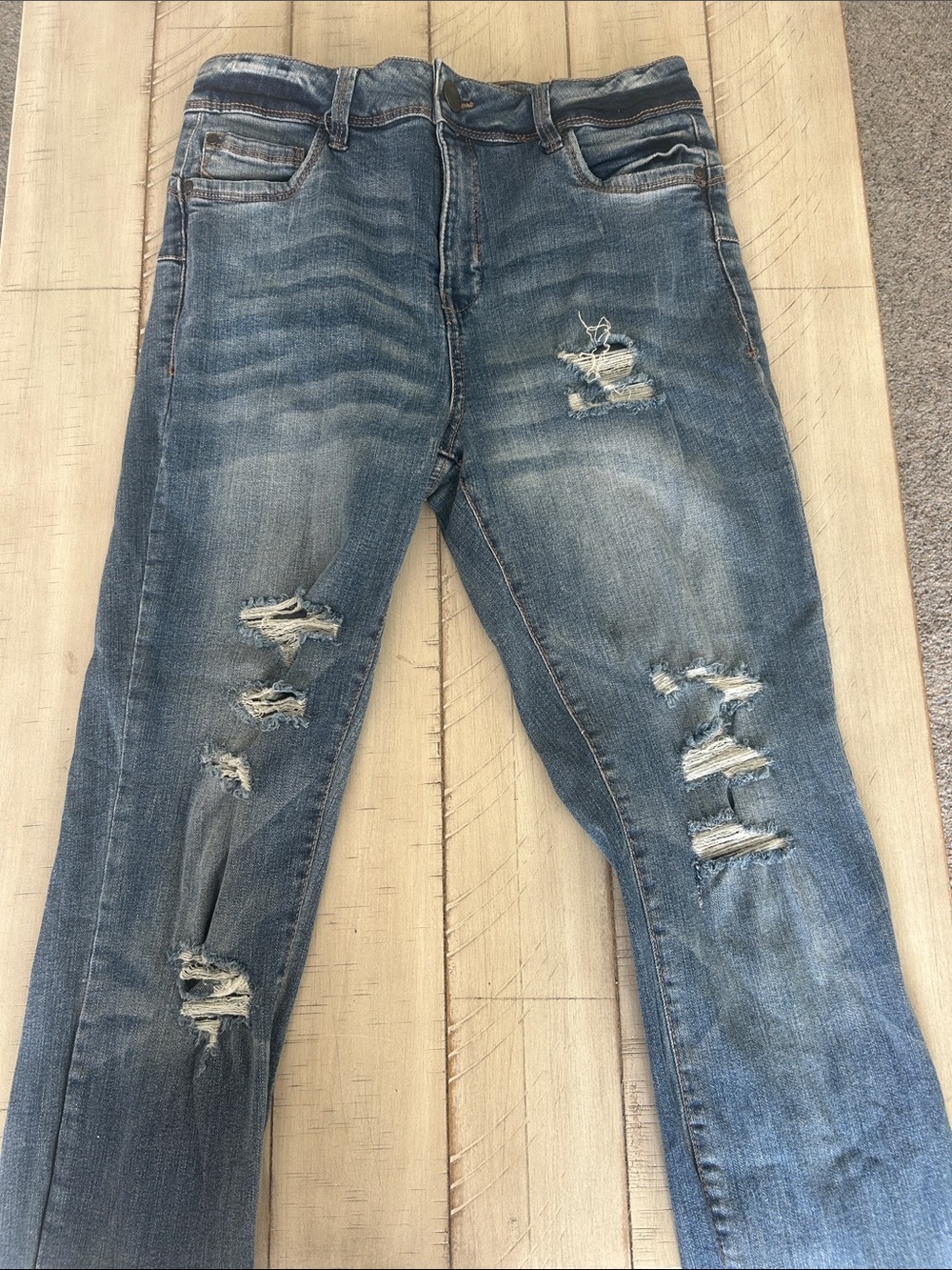 Women’s Slim Straight Distressed Denim Jeans - Faded Blue